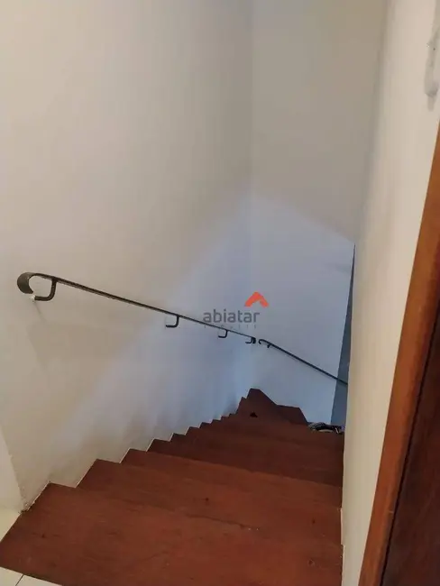 Sobrado com 2 quartos à venda, 190m2 em Jardim Maria Rosa, Taboao Da Serra - SP - imagem 8 Foto 8 de Sobrado com 2 quartos à venda, 190m2 em Jardim Maria Rosa, Taboao Da Serra - SP