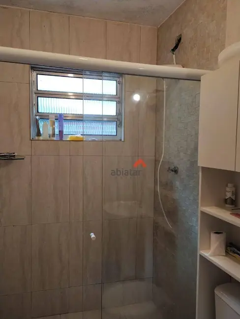 Sobrado com 2 quartos à venda, 190m2 em Jardim Maria Rosa, Taboao Da Serra - SP - imagem 9 Foto 9 de Sobrado com 2 quartos à venda, 190m2 em Jardim Maria Rosa, Taboao Da Serra - SP