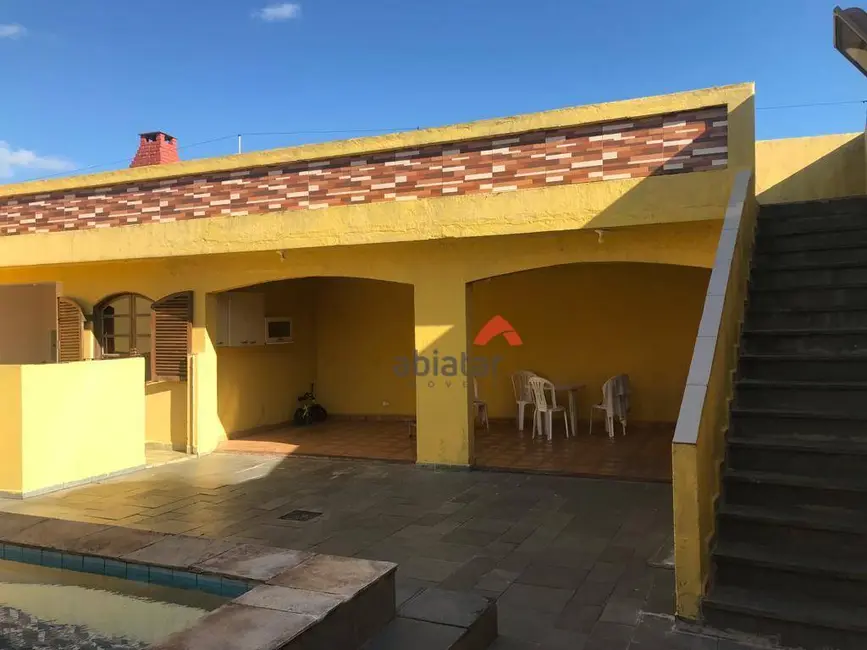 Foto 2 de Sobrado com 4 quartos à venda, 437m2 em Parque Assunção, Taboao Da Serra - SP