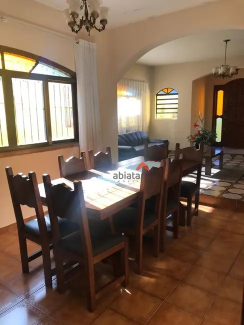 Foto 8 de Sobrado com 4 quartos à venda, 437m2 em Parque Assunção, Taboao Da Serra - SP