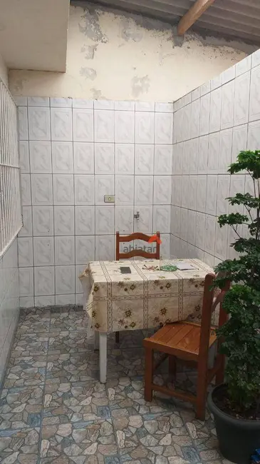 Foto 8 de Sobrado com 3 quartos à venda, 170m2 em Jardim São Salvador, Taboao Da Serra - SP