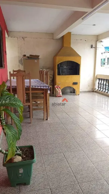 Foto 5 de Sobrado com 3 quartos à venda, 170m2 em Jardim São Salvador, Taboao Da Serra - SP