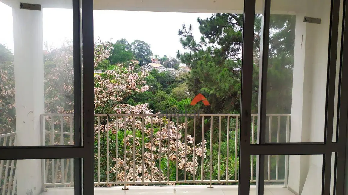 Foto 2 de Casa com 3 quartos à venda, 125m2 em Parque das Cigarreiras, Taboao Da Serra - SP
