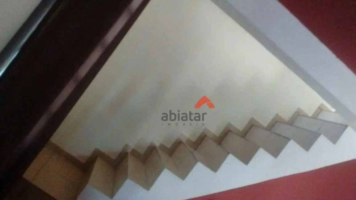 Foto 8 de Sobrado com 4 quartos à venda, 180m2 em Jardim Mimas, Embu Das Artes - SP