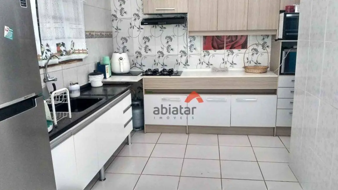 Foto 9 de Sobrado com 4 quartos à venda, 180m2 em Jardim Mimas, Embu Das Artes - SP