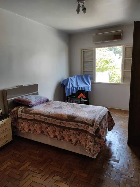 Foto 8 de Sobrado com 3 quartos à venda, 300m2 em Jardim Monte Alegre, Taboao Da Serra - SP