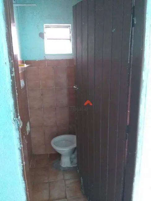 Foto 5 de Casa com 1 quarto para alugar, 40m2 em Parque Jacarandá, Taboao Da Serra - SP