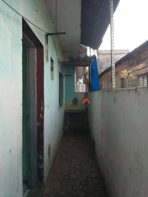 Foto 4 de Casa com 1 quarto para alugar, 40m2 em Parque Jacarandá, Taboao Da Serra - SP