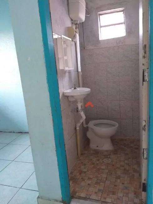 Foto 8 de Casa com 1 quarto para alugar, 40m2 em Parque Jacarandá, Taboao Da Serra - SP