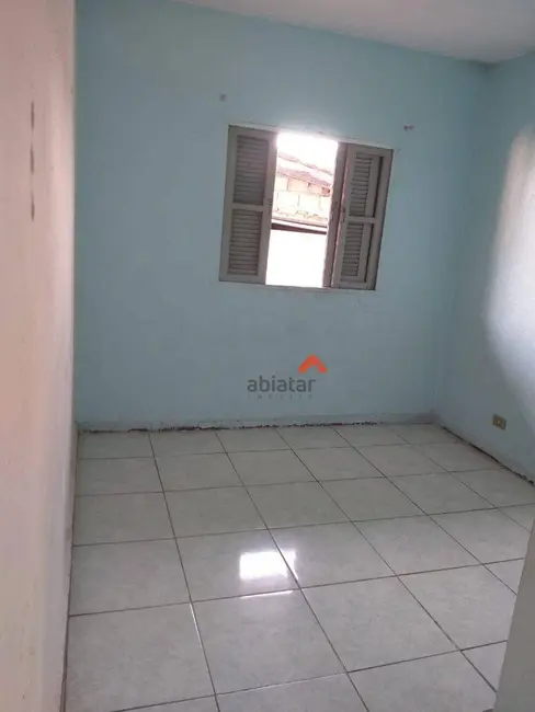 Foto 5 de Casa com 1 quarto para alugar, 40m2 em Parque Jacarandá, Taboao Da Serra - SP