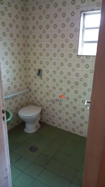 Casa com 2 quartos à venda, 456m2 em Vila das Oliveiras, Taboao Da Serra - SP - imagem 2 Foto 2 de Casa com 2 quartos à venda, 456m2 em Vila das Oliveiras, Taboao Da Serra - SP