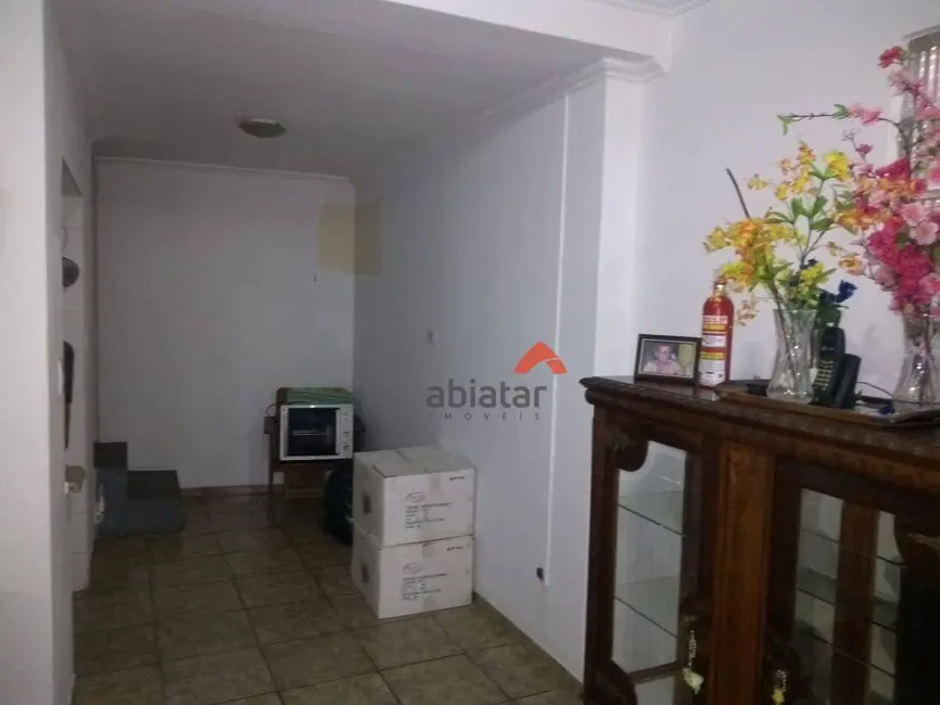 Foto 6 de Sobrado com 2 quartos à venda, 189m2 em Jardim Henriqueta, Taboao Da Serra - SP