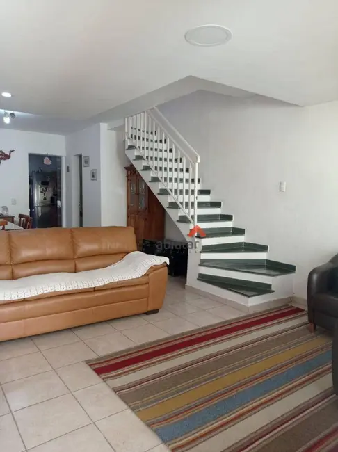 Foto 2 de Sobrado com 3 quartos à venda, 94m2 em Jardim Maria Luiza, São Paulo - SP