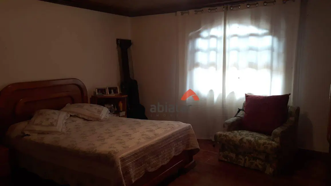 Foto 6 de Sobrado com 5 quartos à venda, 320m2 em Jardim Iracema, São Paulo - SP