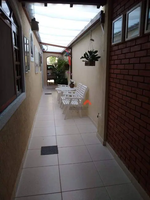 Foto 6 de Sobrado com 3 quartos à venda, 168m2 em Jardim Ouro Preto, Taboao Da Serra - SP