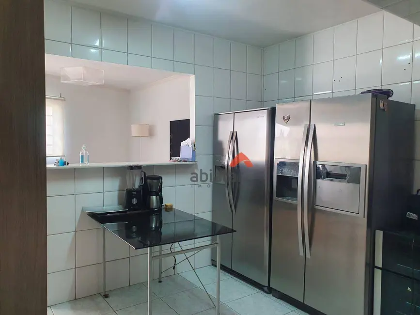 Foto 9 de Sobrado com 3 quartos à venda, 132m2 em Jardim Kuabara, Taboao Da Serra - SP