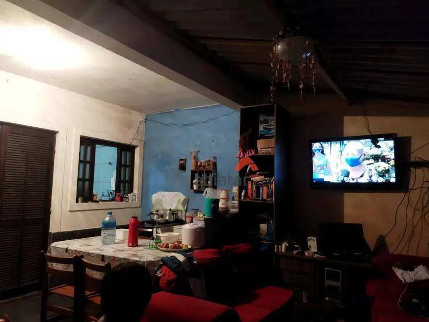 Sobrado com 3 quartos à venda, 250m2 em Itanhaem - SP - imagem 9 Foto 9 de Sobrado com 3 quartos à venda, 250m2 em Itanhaem - SP