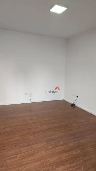 Sala Comercial para alugar, 35m2 em Jardim Maria Rosa, Taboao Da Serra - SP - imagem 3 Foto 3 de Sala Comercial para alugar, 35m2 em Jardim Maria Rosa, Taboao Da Serra - SP