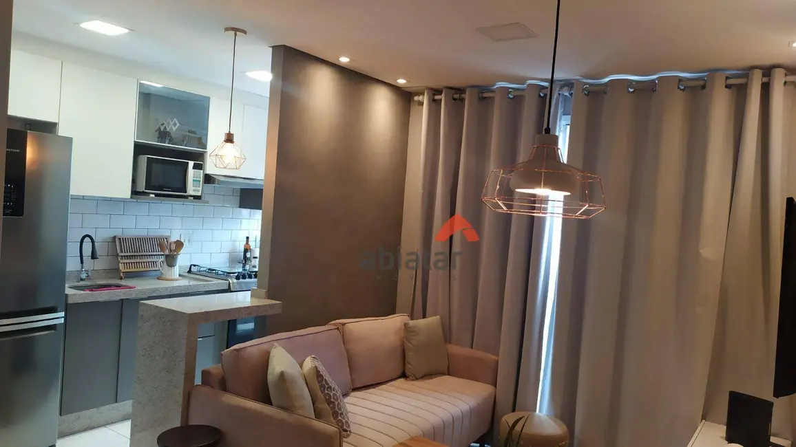 Foto 8 de Apartamento com 2 quartos à venda, 48m2 em Jardim Santa Rosa, Taboao Da Serra - SP