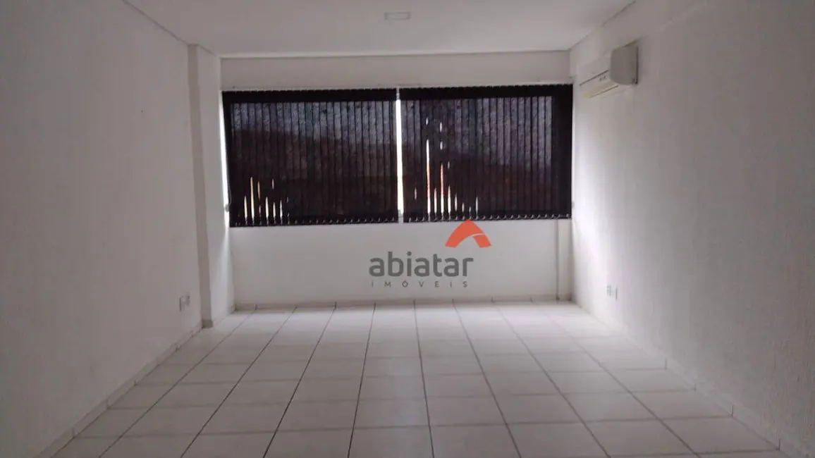 Foto 2 de Sala Comercial para alugar, 40m2 em Jardim Maria Rosa, Taboao Da Serra - SP