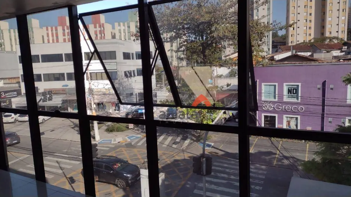 Foto 3 de Sala Comercial para alugar, 65m2 em Parque Santos Dumont, Taboao Da Serra - SP