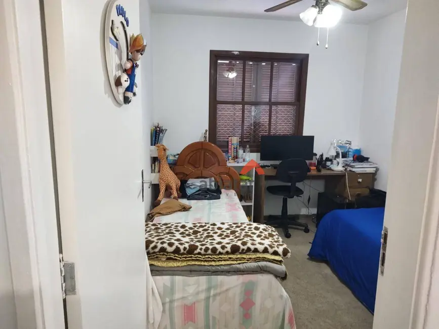 Casa de Condomínio com 3 quartos à venda, 145m2 em Parque Assunção, Taboao Da Serra - SP - imagem 9 Foto 9 de Casa de Condomínio com 3 quartos à venda, 145m2 em Parque Assunção, Taboao Da Serra - SP