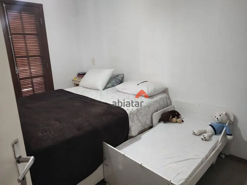 Casa de Condomínio com 3 quartos à venda, 145m2 em Parque Assunção, Taboao Da Serra - SP - imagem 8 Foto 8 de Casa de Condomínio com 3 quartos à venda, 145m2 em Parque Assunção, Taboao Da Serra - SP