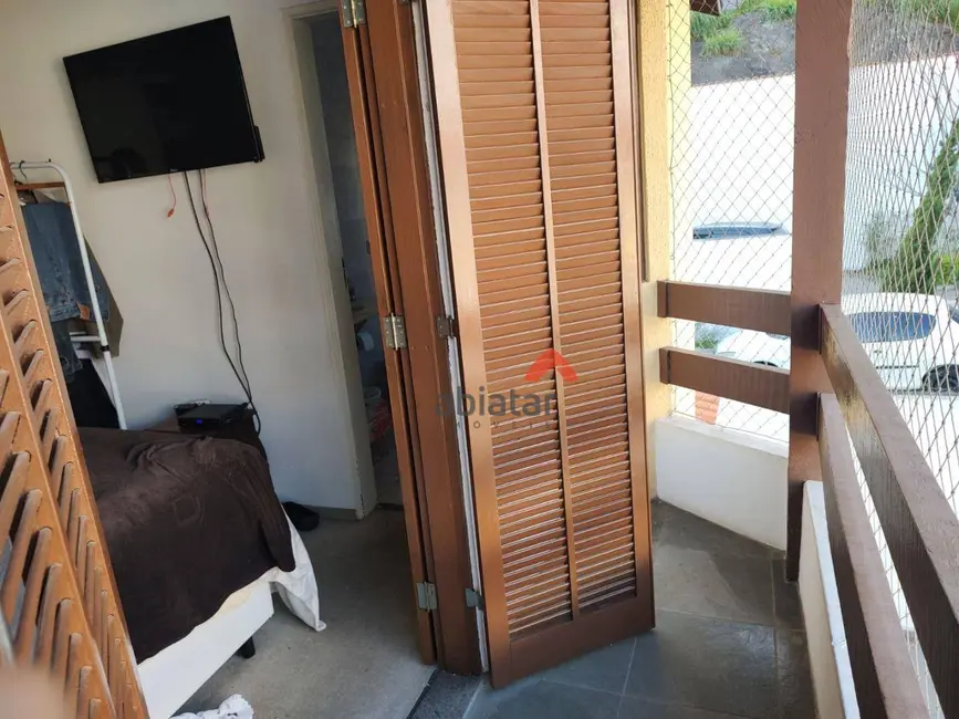 Casa de Condomínio com 3 quartos à venda, 145m2 em Parque Assunção, Taboao Da Serra - SP - imagem 4 Foto 4 de Casa de Condomínio com 3 quartos à venda, 145m2 em Parque Assunção, Taboao Da Serra - SP