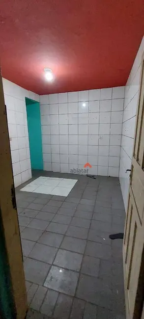Casa com 1 quarto para alugar, 40m2 em Vila Olinda, Embu Das Artes - SP - imagem 2 Foto 2 de Casa com 1 quarto para alugar, 40m2 em Vila Olinda, Embu Das Artes - SP