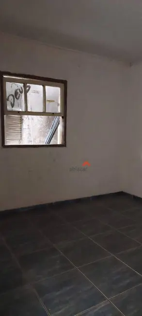 Foto 1 de Casa com 1 quarto para alugar, 40m2 em Vila Olinda, Embu Das Artes - SP