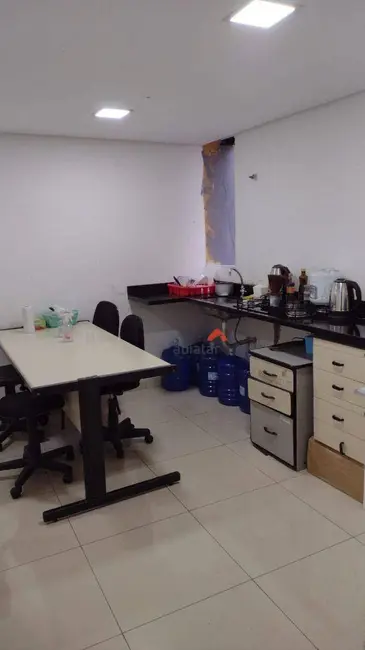 Sala Comercial para alugar, 28m2 em Parque Santos Dumont, Taboao Da Serra - SP - imagem 8 Foto 8 de Sala Comercial para alugar, 28m2 em Parque Santos Dumont, Taboao Da Serra - SP