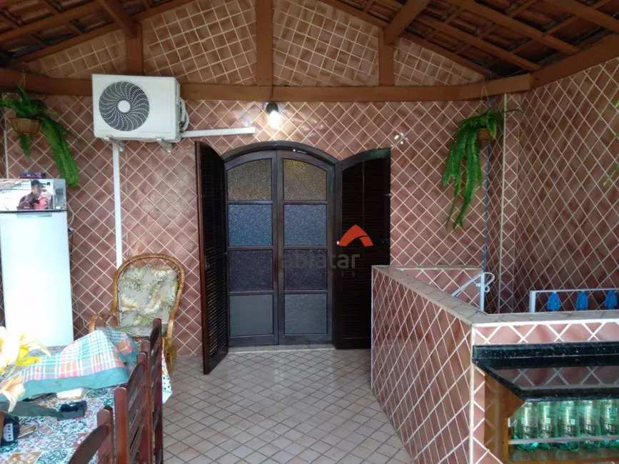 Casa com 4 quartos à venda, 200m2 em Jardim Helena, Taboao Da Serra - SP - imagem 9 Foto 9 de Casa com 4 quartos à venda, 200m2 em Jardim Helena, Taboao Da Serra - SP