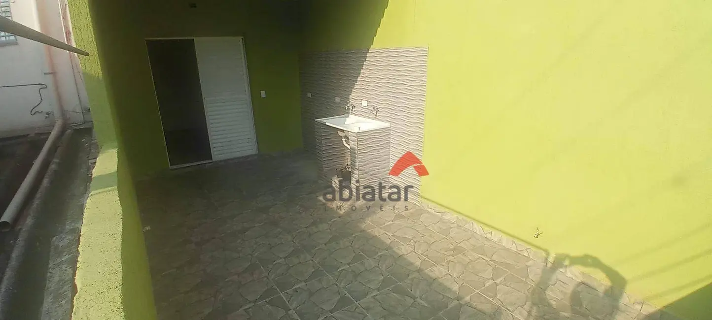 Foto 2 de Sobrado com 3 quartos à venda, 75m2 em Jardim Henriqueta, Taboao Da Serra - SP