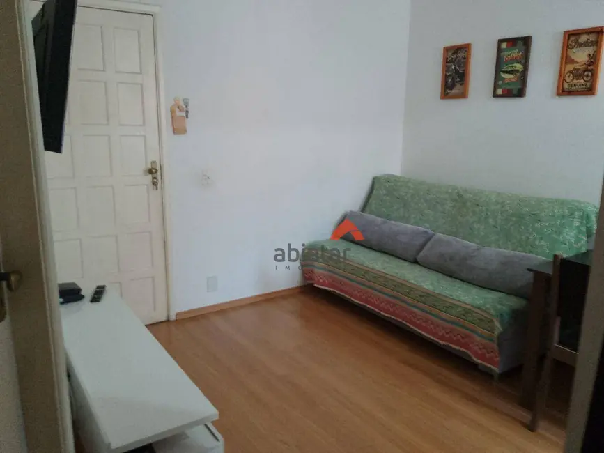 Apartamento com 2 quartos à venda, 52m2 em Jardim Três Marias, Taboao Da Serra - SP - imagem 6 Foto 6 de Apartamento com 2 quartos à venda, 52m2 em Jardim Três Marias, Taboao Da Serra - SP