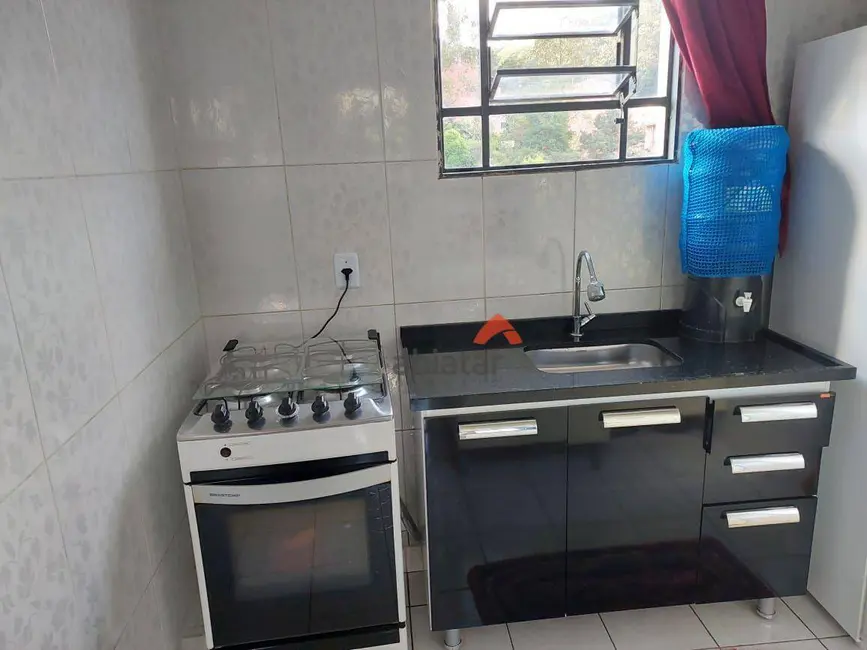 Foto 5 de Apartamento com 2 quartos à venda, 40m2 em Jardim Mirna, Taboao Da Serra - SP