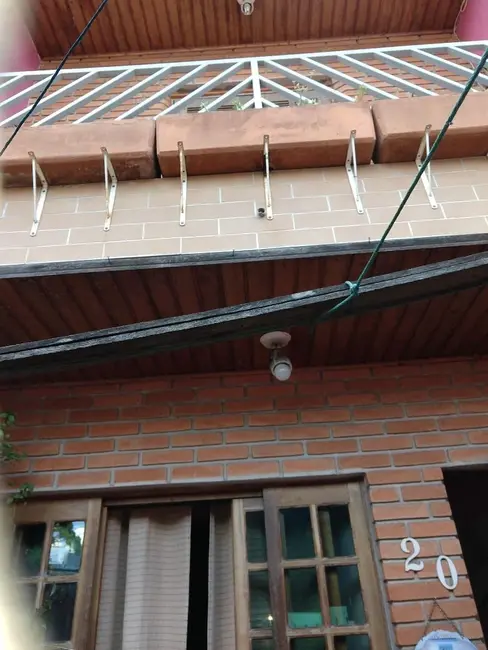 Foto 6 de Sobrado com 2 quartos à venda, 70m2 em Vila Iasi, Taboao Da Serra - SP