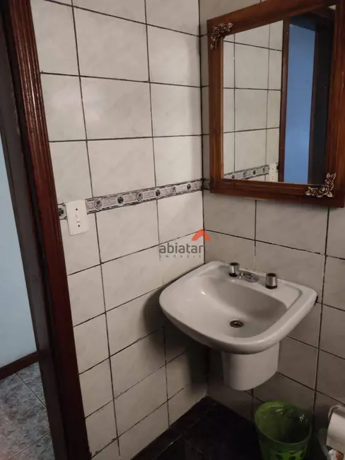 Sobrado com 3 quartos à venda, 130m2 em Parque Monte Alegre, Taboao Da Serra - SP - imagem 3 Foto 3 de Sobrado com 3 quartos à venda, 130m2 em Parque Monte Alegre, Taboao Da Serra - SP