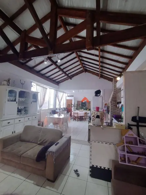 Foto 8 de Sobrado com 2 quartos à venda, 180m2 em Jardim Santa Terezinha, Taboao Da Serra - SP