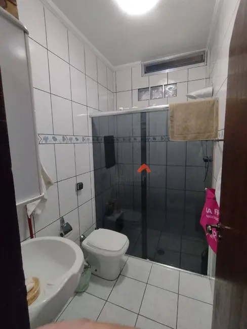 Foto 4 de Sobrado com 2 quartos à venda, 180m2 em Jardim Santa Terezinha, Taboao Da Serra - SP