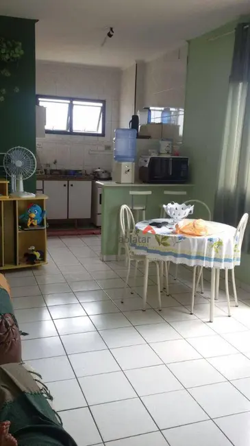 Foto 3 de Kitnet com 1 quarto à venda, 45m2 em Nova Mirim, Praia Grande - SP