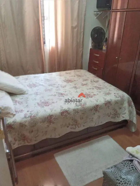 Foto 9 de Sobrado com 4 quartos à venda, 180m2 em Jardim Guaciara, Taboao Da Serra - SP