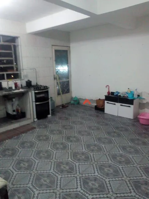 Foto 5 de Sobrado com 5 quartos à venda, 180m2 em Jardim São Salvador, Taboao Da Serra - SP