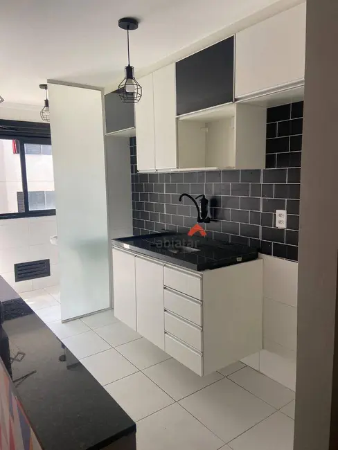 Foto 2 de Apartamento com 2 quartos à venda, 48m2 em Jardim Ísis, Cotia - SP