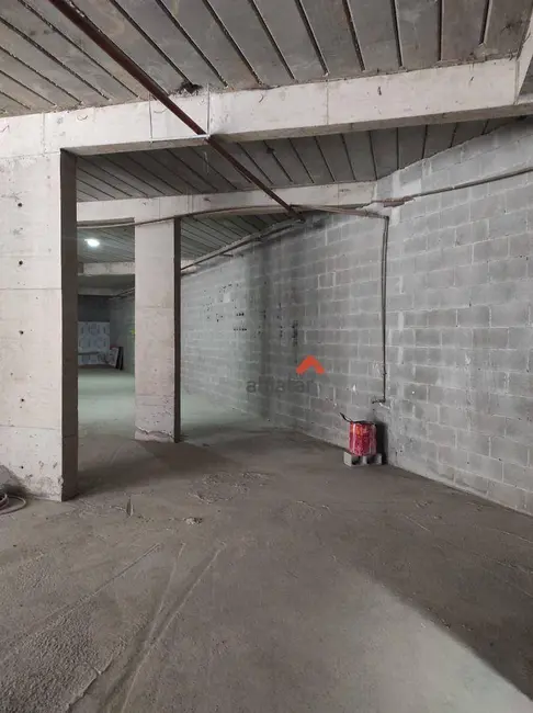 Sala Comercial para alugar, 480m2 em Jardim Maria Rosa, Taboao Da Serra - SP - imagem 8 Foto 8 de Sala Comercial para alugar, 480m2 em Jardim Maria Rosa, Taboao Da Serra - SP