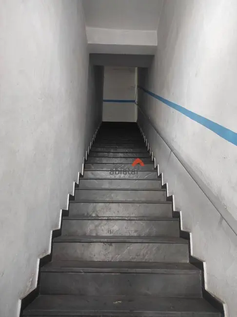 Sala Comercial para alugar, 18m2 em Parque Pinheiros, Taboao Da Serra - SP - imagem 1 Foto 1 de Sala Comercial para alugar, 18m2 em Parque Pinheiros, Taboao Da Serra - SP