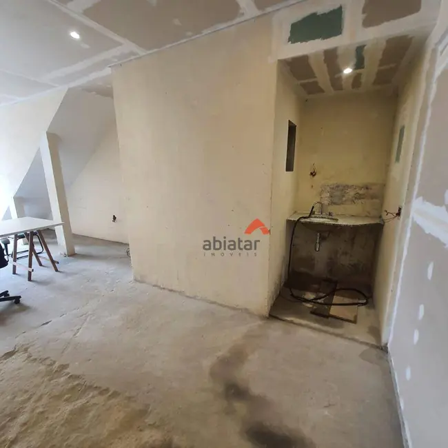 Foto 4 de Sala Comercial para alugar, 60m2 em Jardim Record, Taboao Da Serra - SP