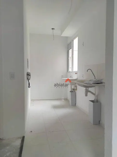 Foto 4 de Apartamento com 2 quartos à venda, 38m2 em Jardim Petrópolis, Cotia - SP