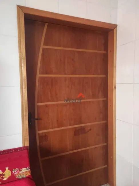 Foto 9 de Casa com 3 quartos à venda, 250m2 em Jardim Santa Cecília, Taboao Da Serra - SP