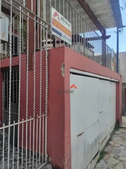 Foto 4 de Casa com 3 quartos à venda, 250m2 em Jardim Santa Cecília, Taboao Da Serra - SP