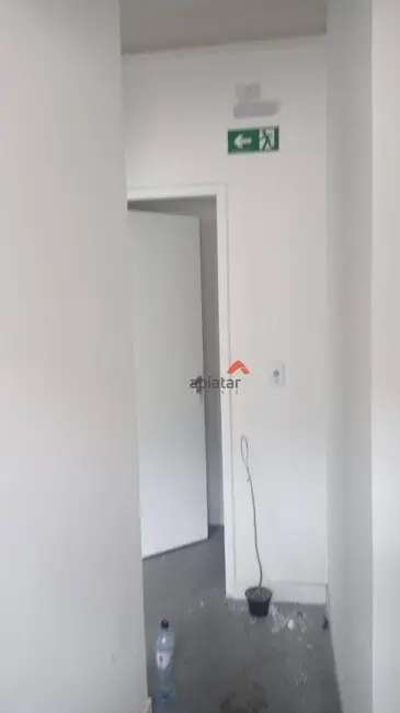 Foto 4 de Sala Comercial para alugar, 127m2 em Jardim da Glória, Taboao Da Serra - SP